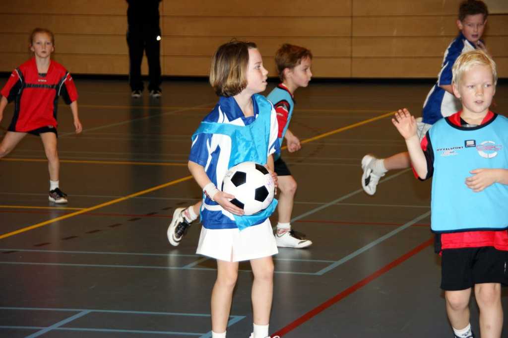 Korfbal E2 21 november 2009-14.JPG